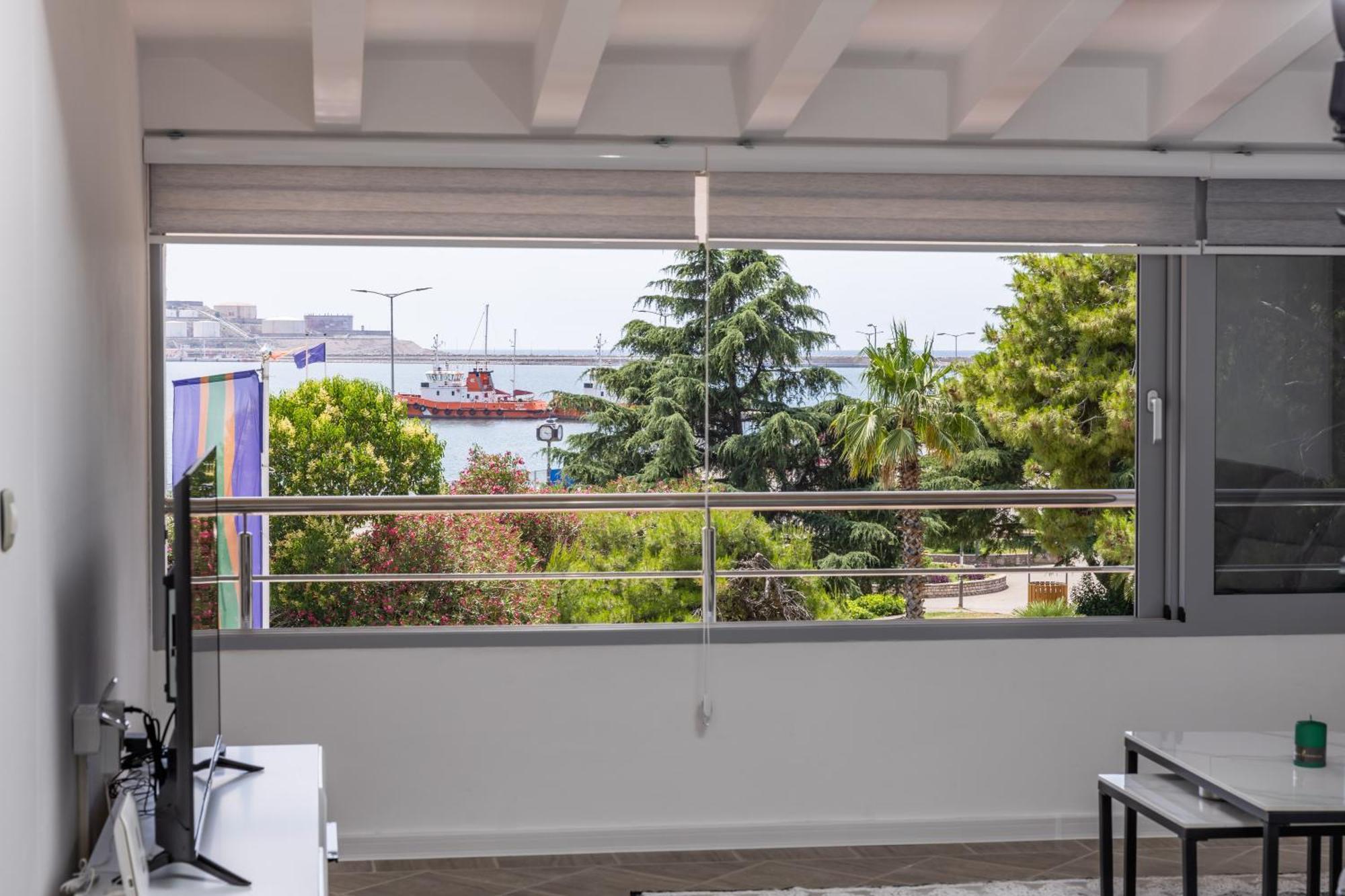 Sunset Marina Apartment Bar Ngoại thất bức ảnh