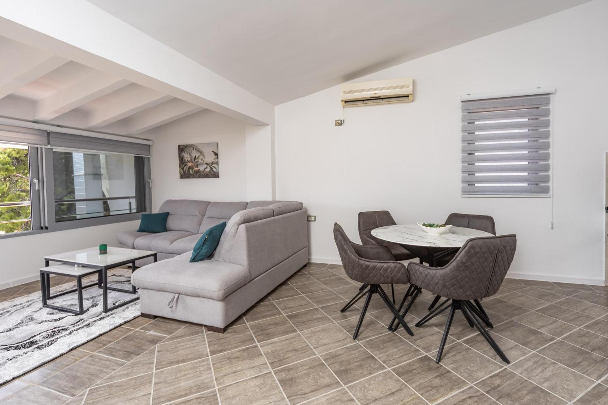 Sunset Marina Apartment Bar Ngoại thất bức ảnh